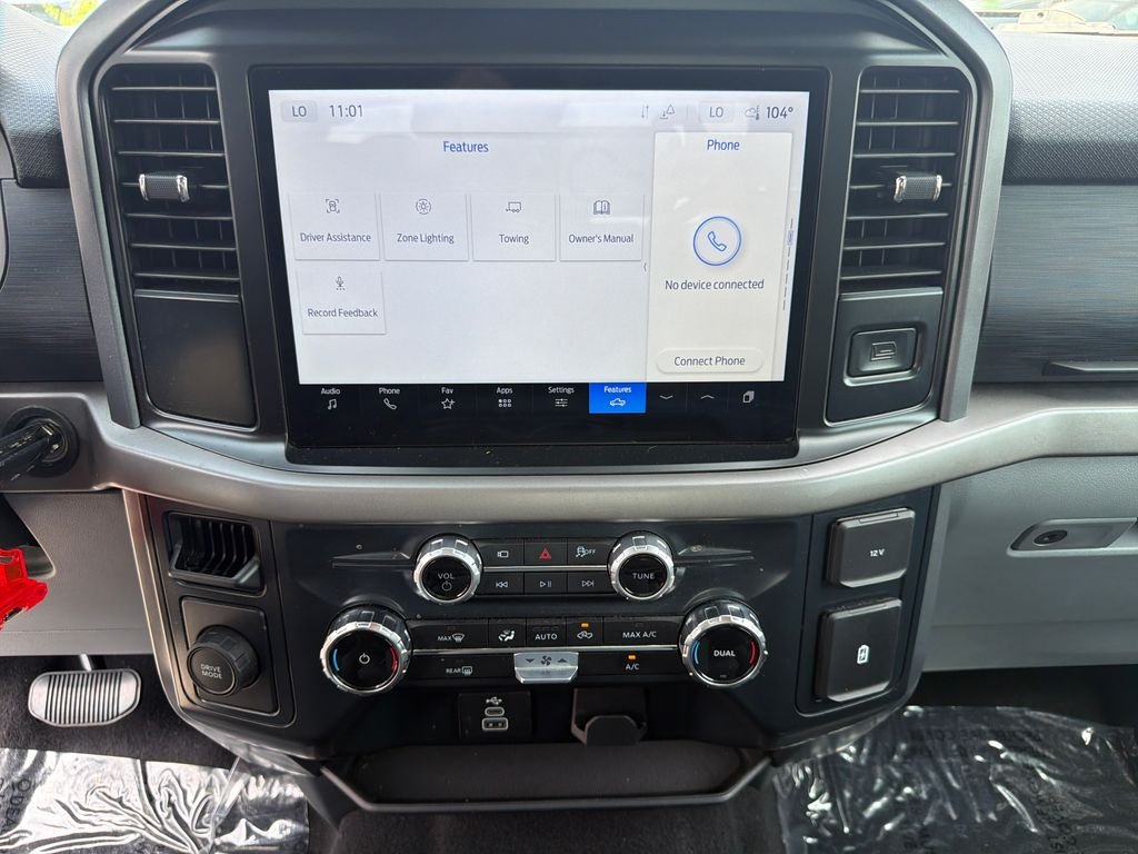 Used 2025 Silver Metallic Ford XLT image 36