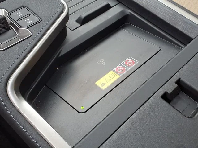 Used 2025 Black Lexus 550 Overtrail image 9
