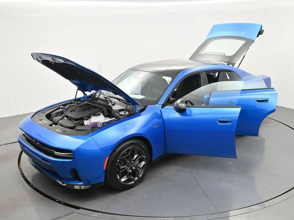 New 2026 Bludicrous Exterior Paint Dodge R/T image 45