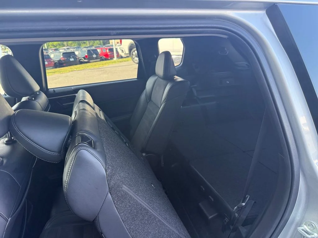 Used 2024 Red Mitsubishi SE image 29