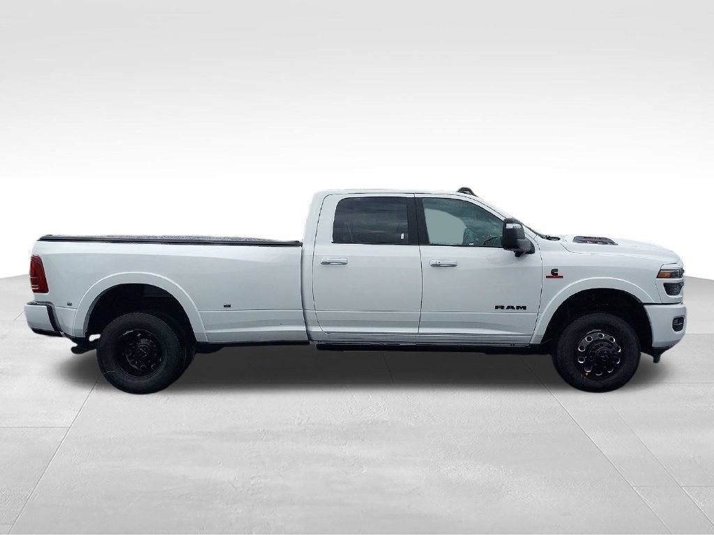 New 2027 White Ram Limited image 6
