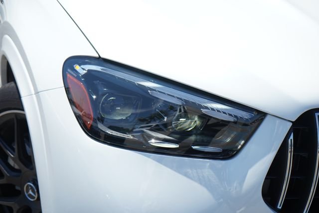 New 2026 MANUFAKTUR Moonlight White Metallic Mercedes-Benz AMG® GLE 53 4MATIC+ Coupe image 13