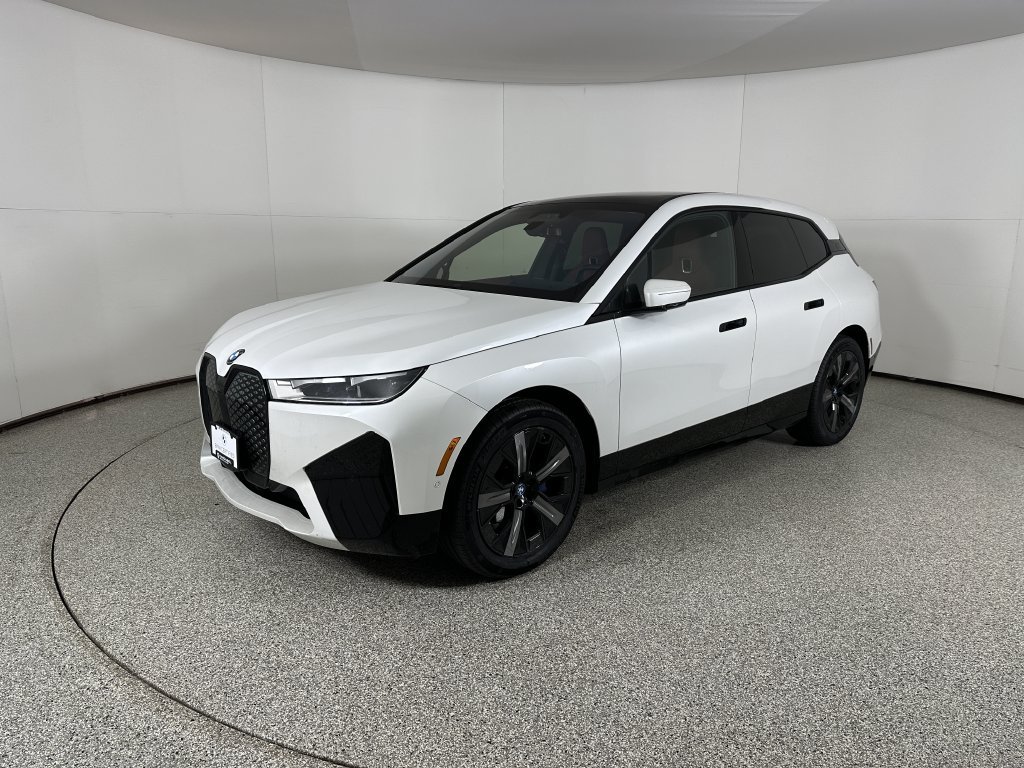 2024 BMW iX