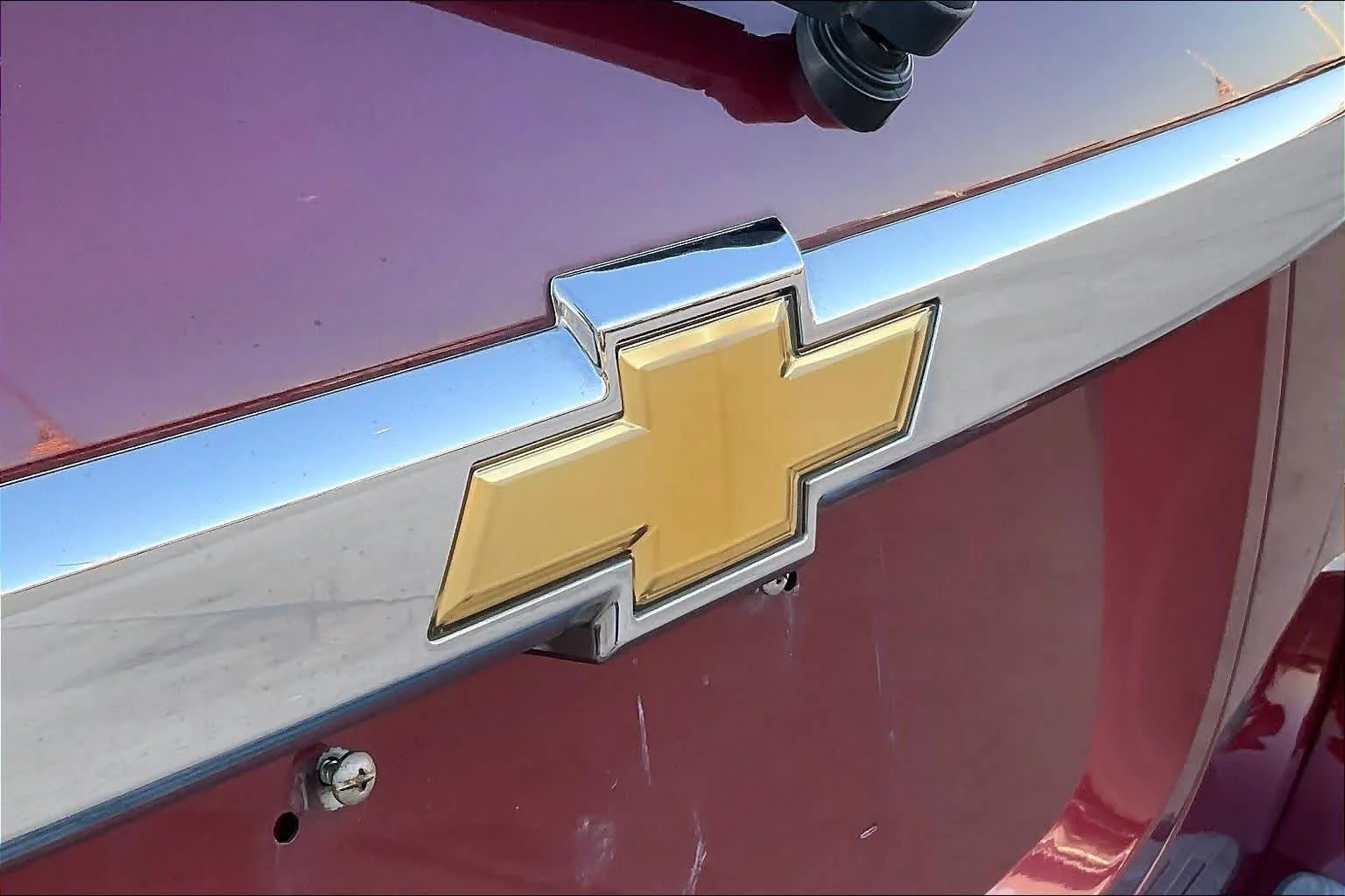 Used 2007 Deep Ruby Metallic Chevrolet LT image 26