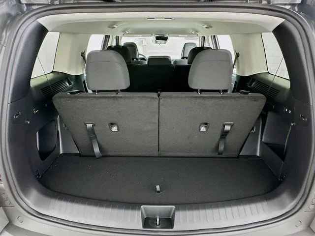 New 2026 Hyundai SANTA FE HYBRID SE