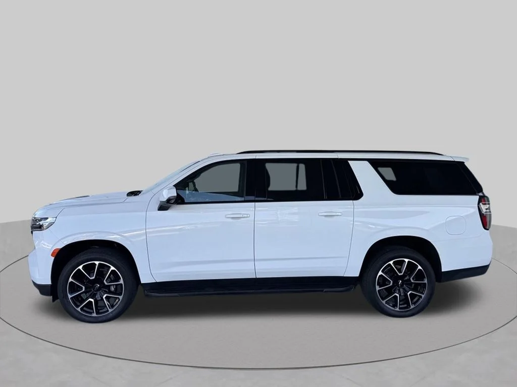 Used 2024 White Chevrolet RST image 5