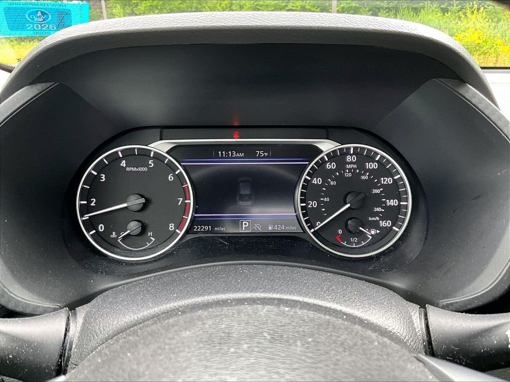 Used 2024 White Nissan SR image 8