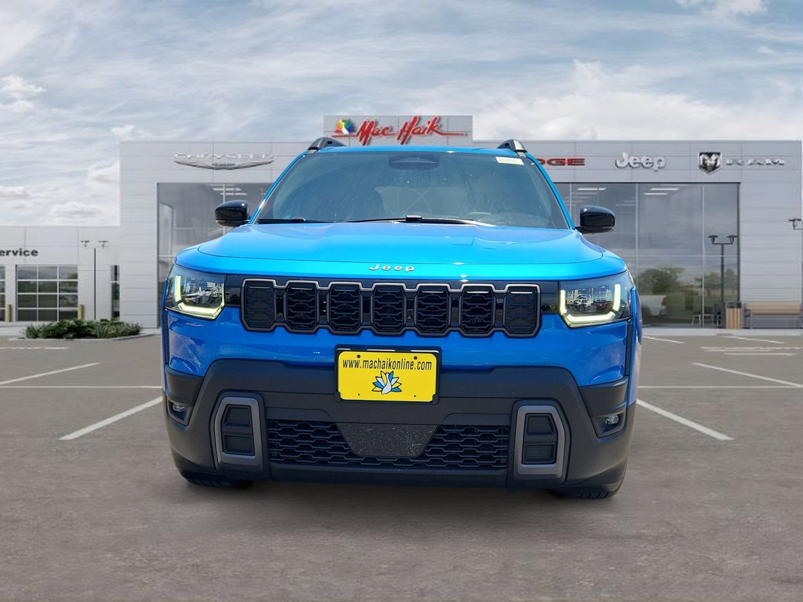 New 2026 Hydro Blue Pearl-Coat Exterior Paint Jeep Limited image 8