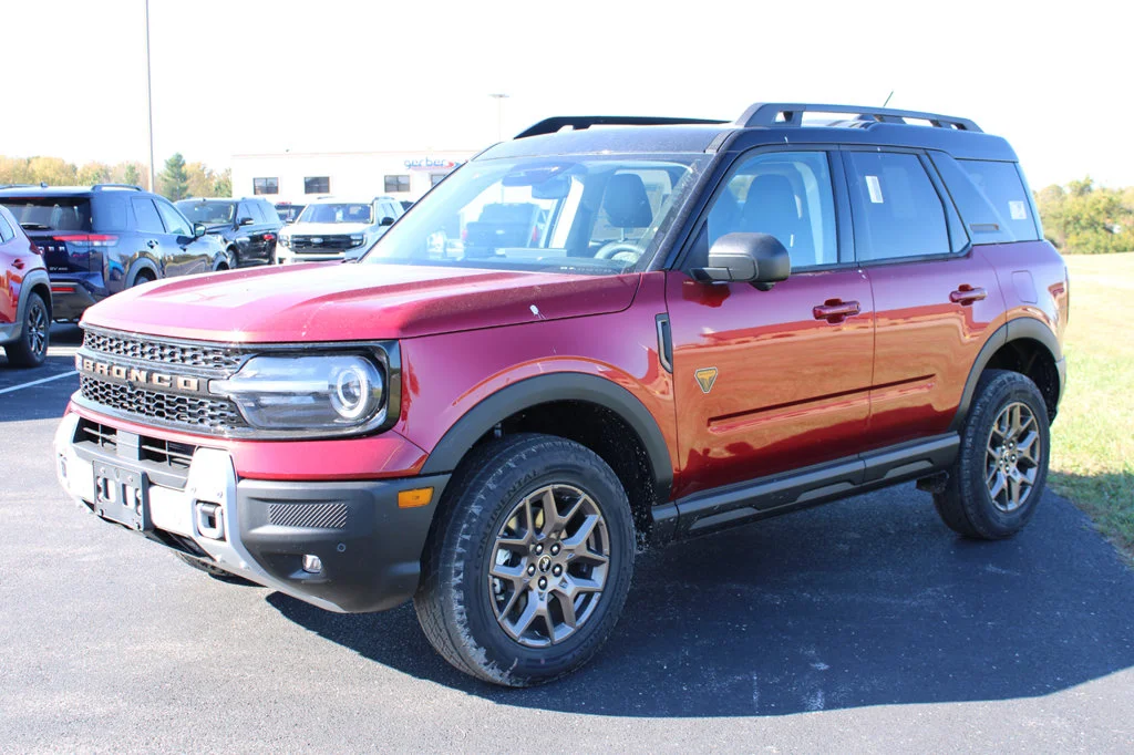 New 2026 Ruby Red Metallic Tinted Clearcoat Ford Badlands® image 3