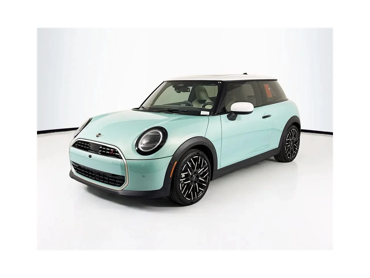 2026 MINI Hardtop Cooper S's photo