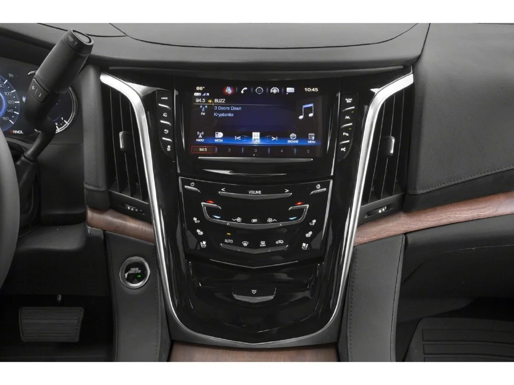 Used 2020 RADIANT SILVER METALLIC Cadillac 4DR 2WD image 7