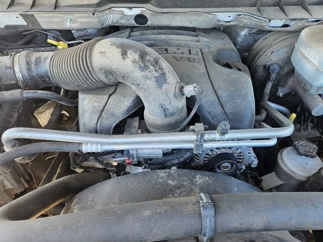 Used 2017  Ram Tradesman image 21