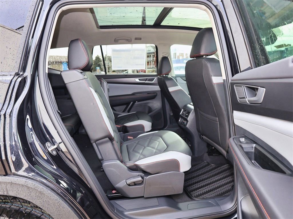 New 2026 Black Volkswagen 2.0T Peak Edition image 32