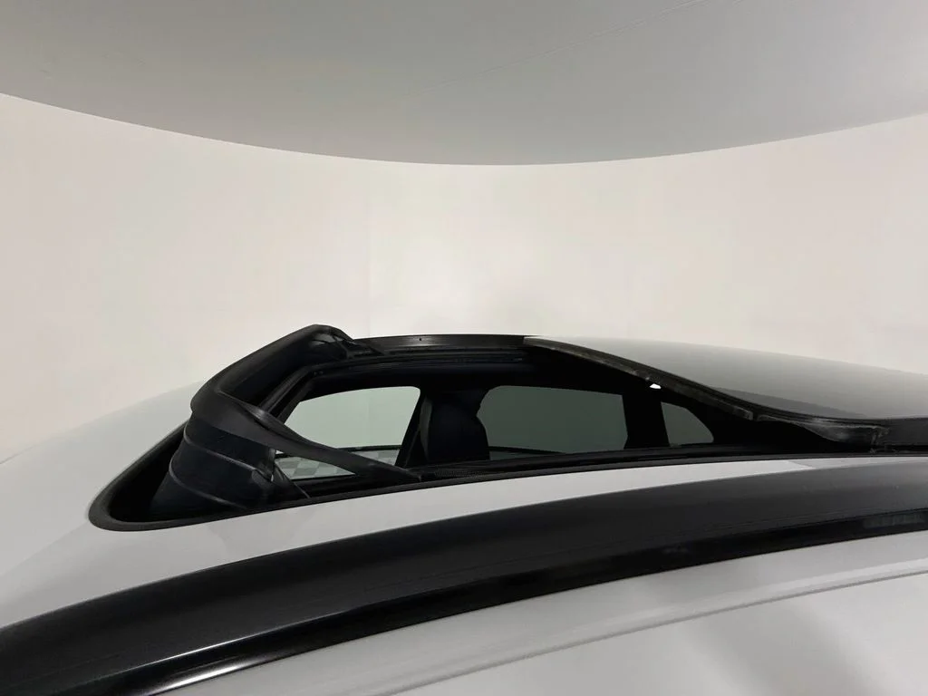 Certified Used 2026 White Porsche  image 23