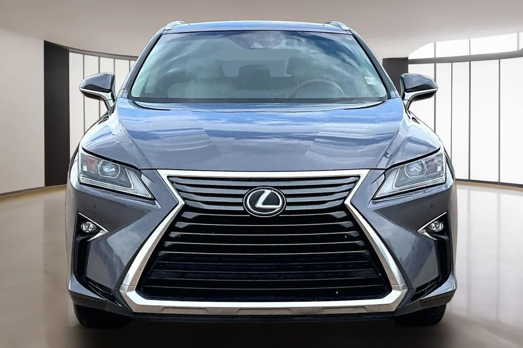Used 2016 Gray Lexus 350 image 3