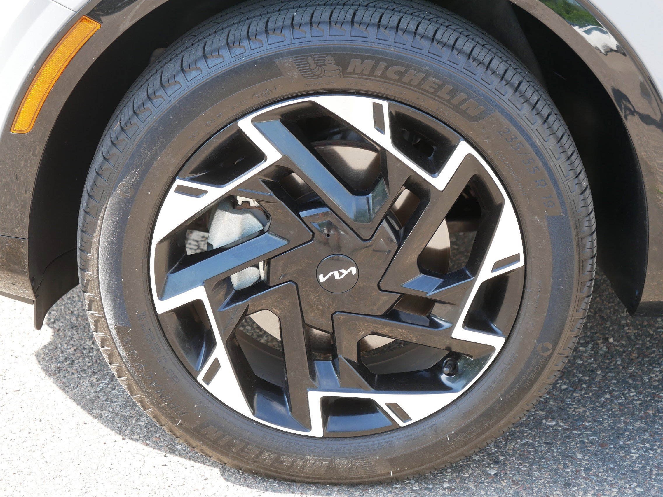 Certified Used 2024 Wolf Gray Kia SX-Prestige image 15