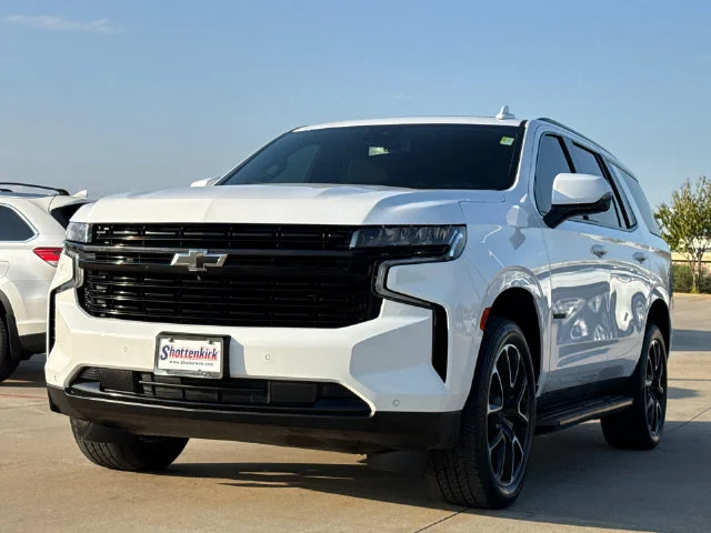 Used 2024 White Chevrolet RST image 3