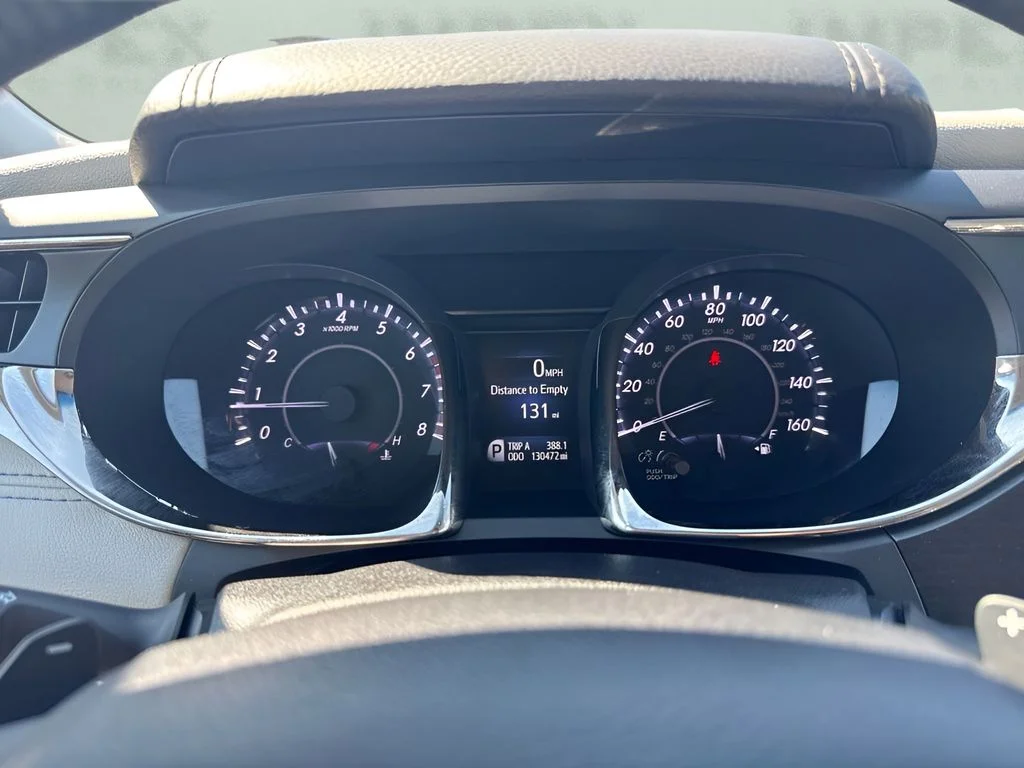 Used 2014 Gray Toyota Limited image 17
