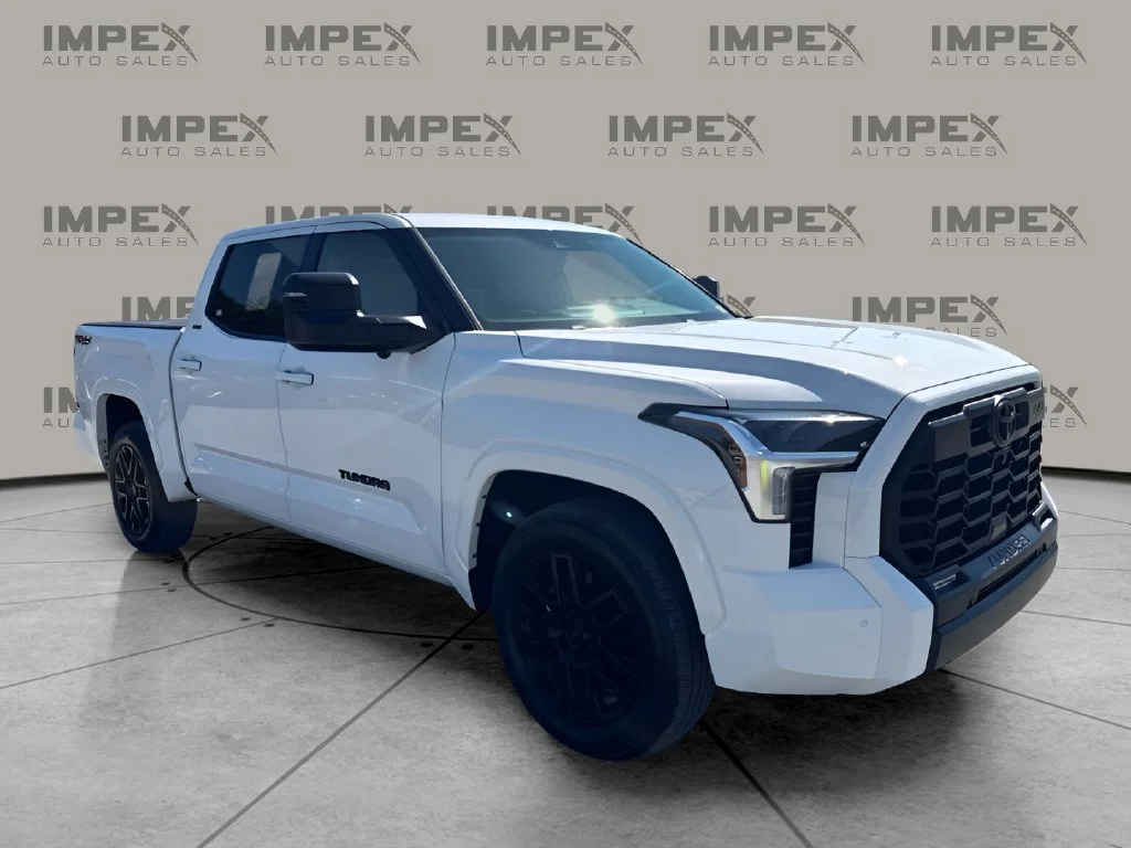 Used 2023 White Toyota SR5 image 7