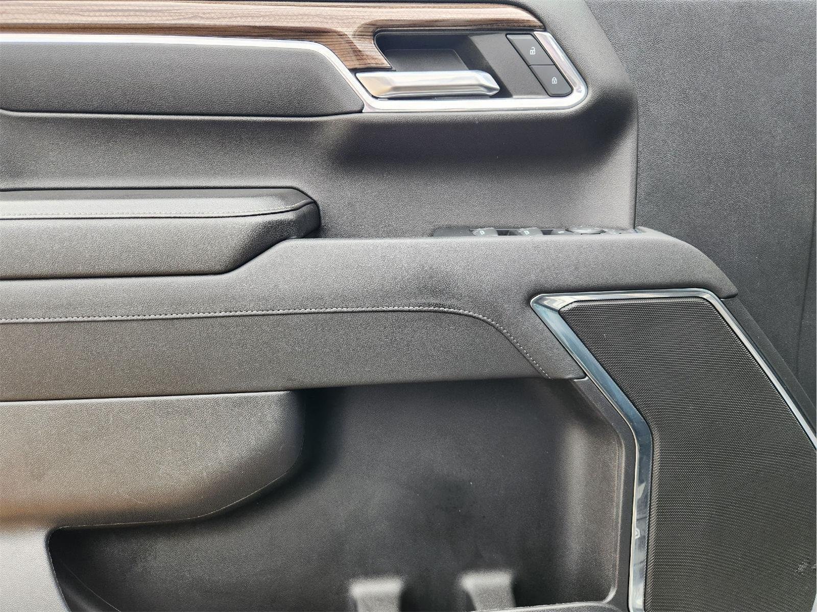 2023 Chevrolet Silverado 1500 LT - Photo 23