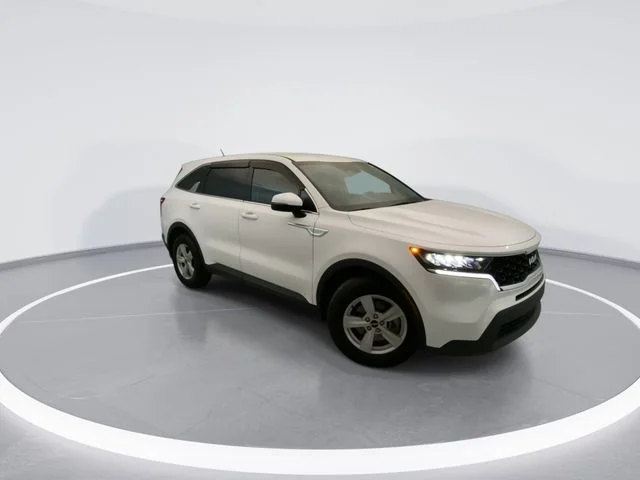 Used 2023 White Kia LX image 6