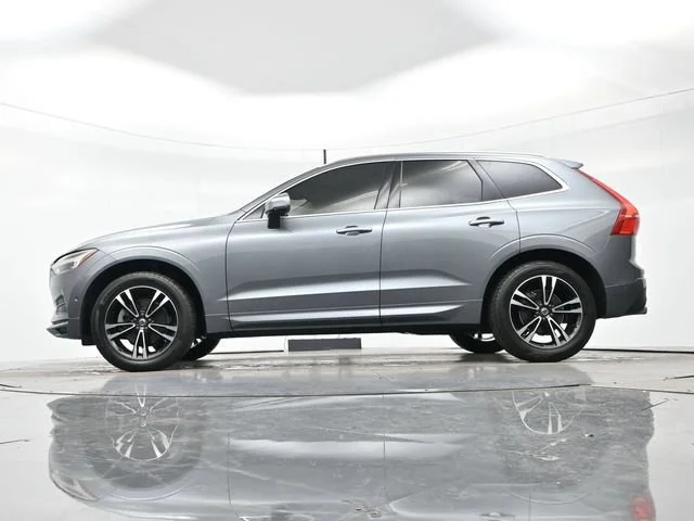 Used 2019 Grey Volvo Momentum image 29