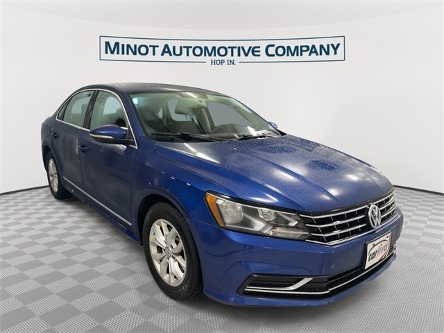 2016 Volkswagen Passat S