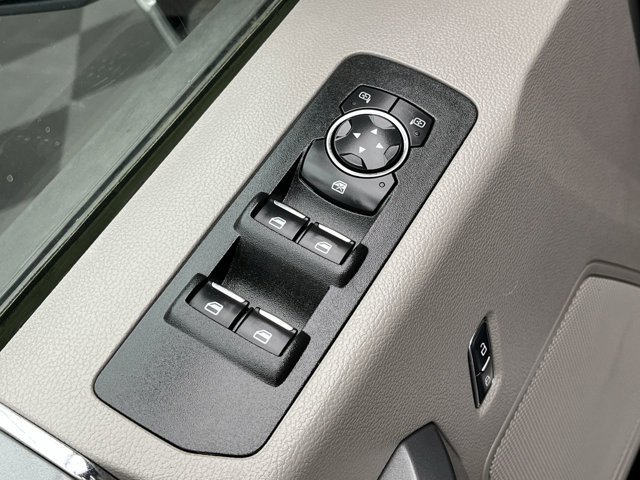 Used 2017 Ingot Silver Metallic Ford XLT image 8