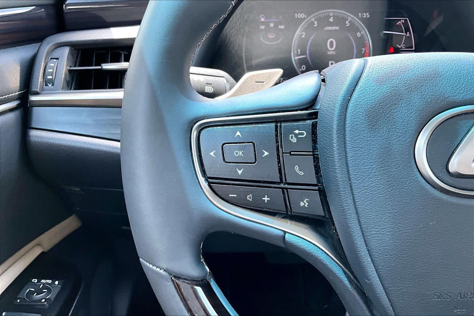 Used 2020 Silver Lining Metallic Lexus  image 22