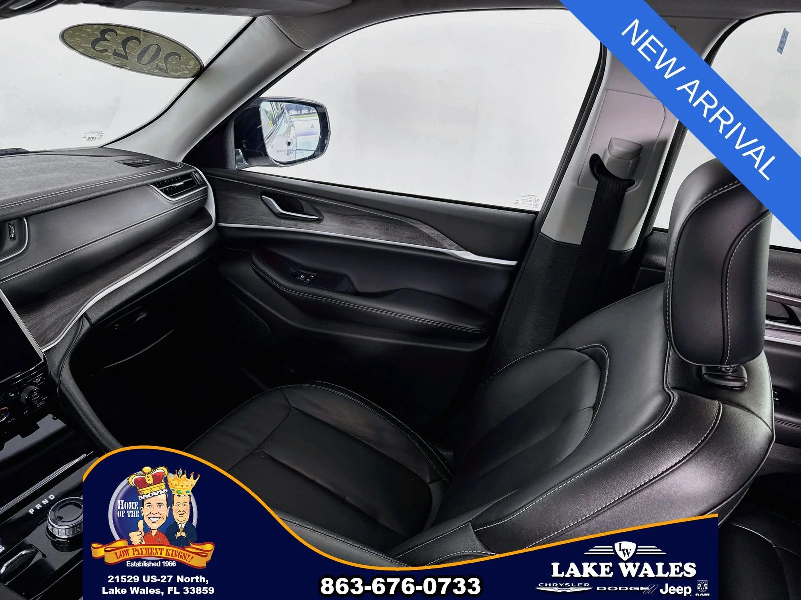Used 2023 White Jeep Limited image 22