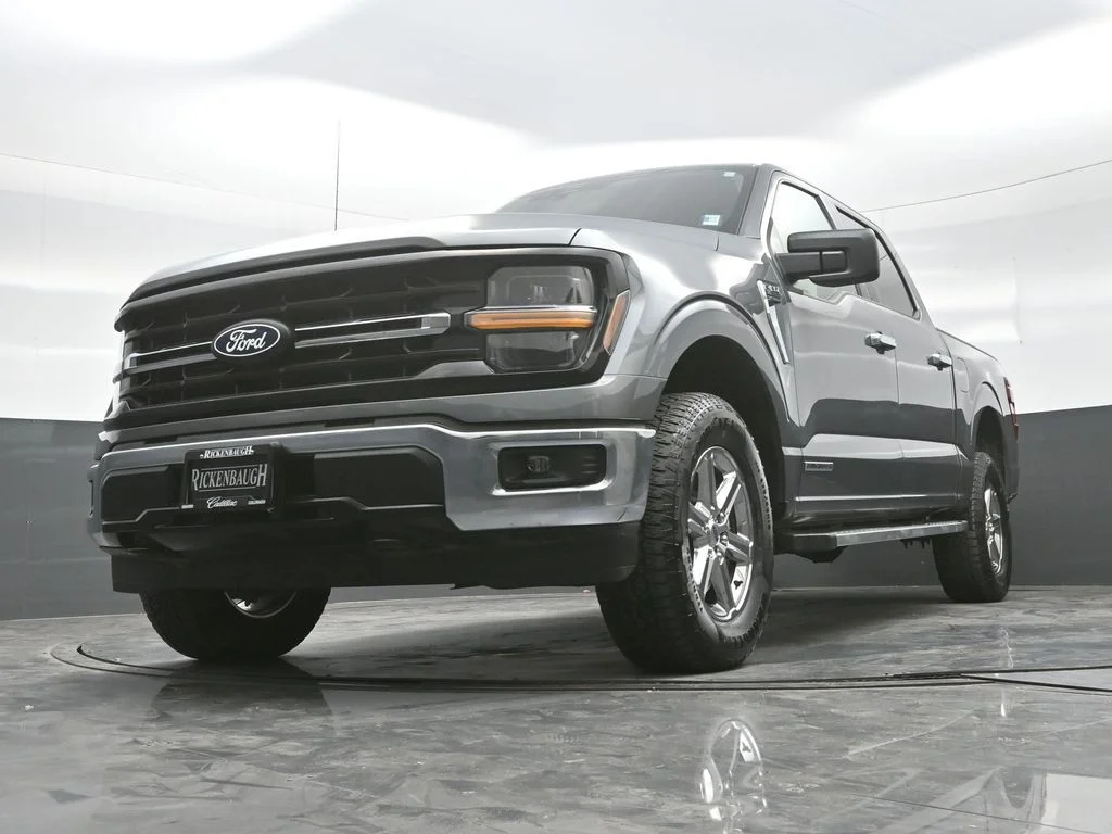 Used 2025 Gray Ford XLT image 20