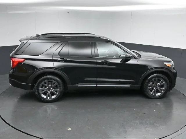 Certified Used 2024 Agate Black Metallic Ford XLT image 53