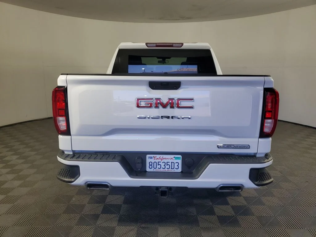 Used 2021 White GMC Elevation image 5