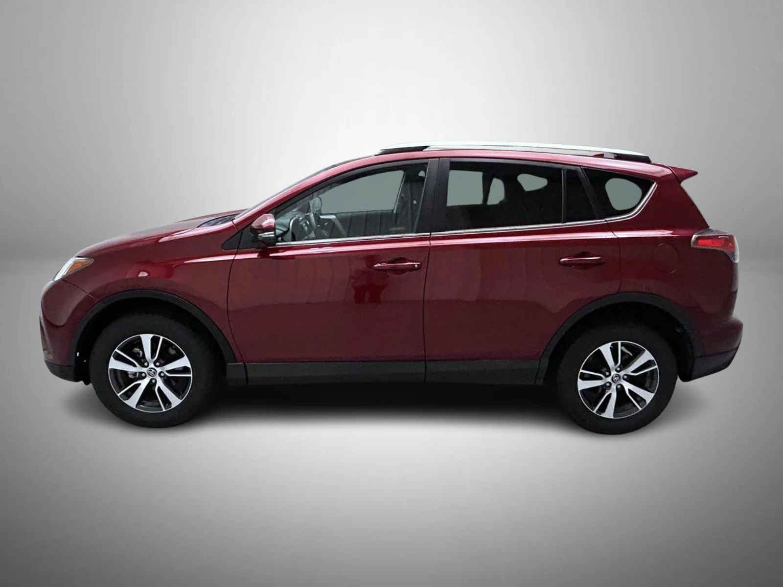 Used 2018 Red Toyota XLE image 8