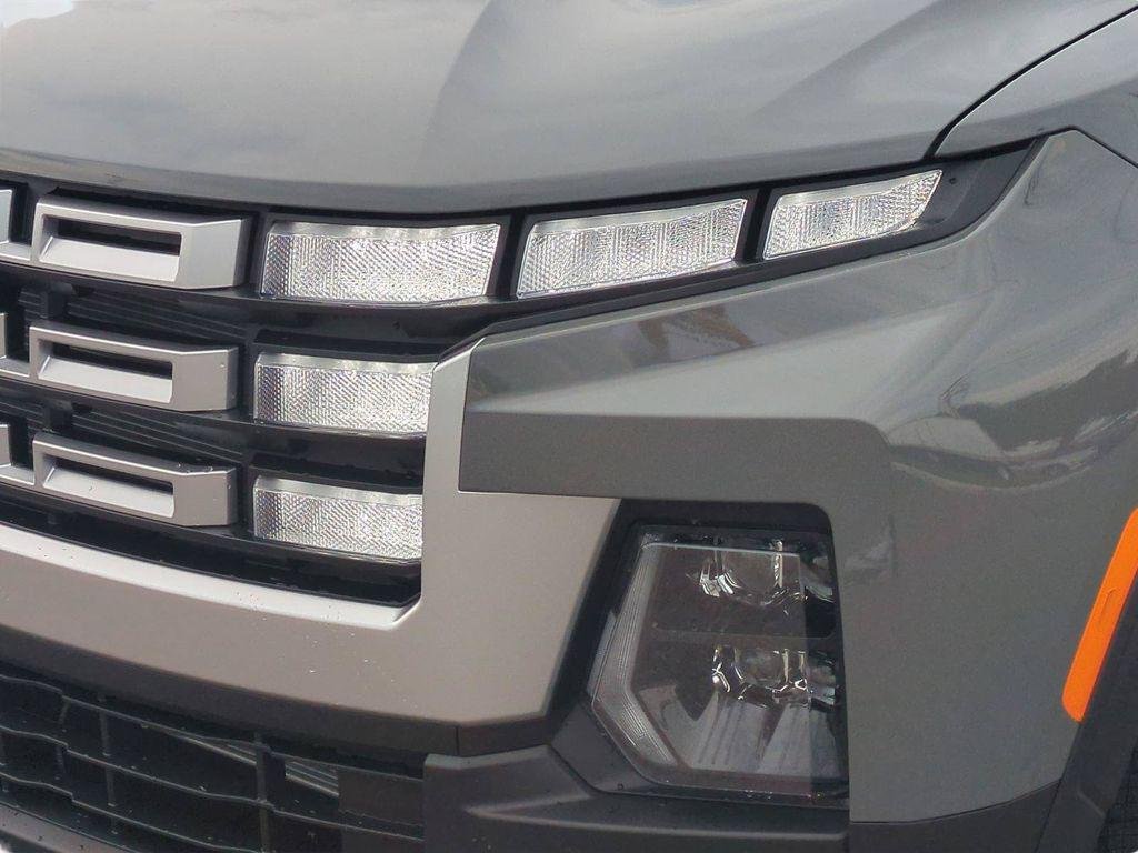 New 2027 Gray Hyundai SE FWD image 10
