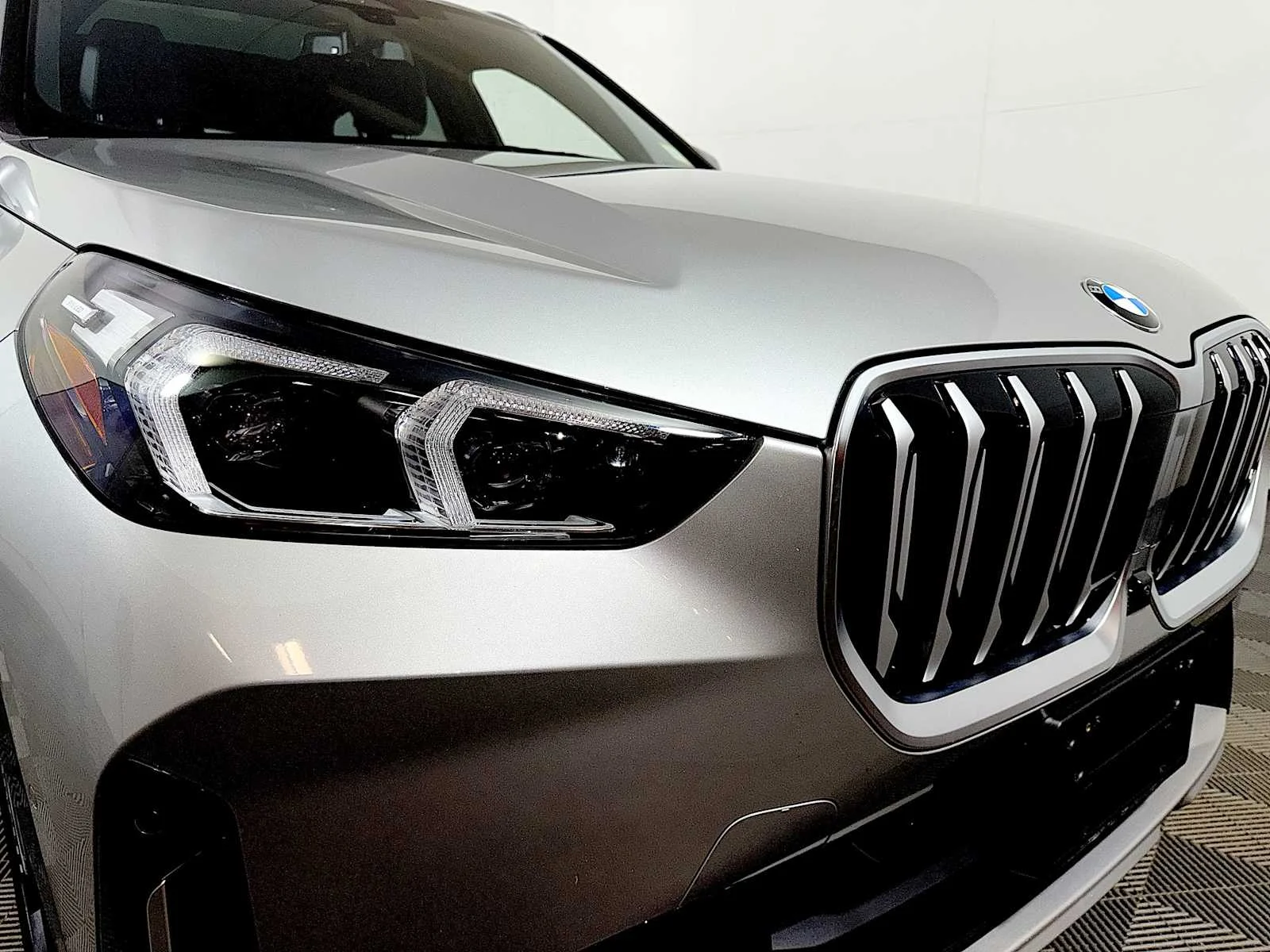 2026 BMW X1 28i - Photo 24