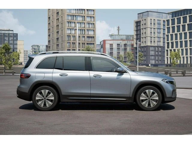 Used 2025 Silver Mercedes-Benz 250+ image 2
