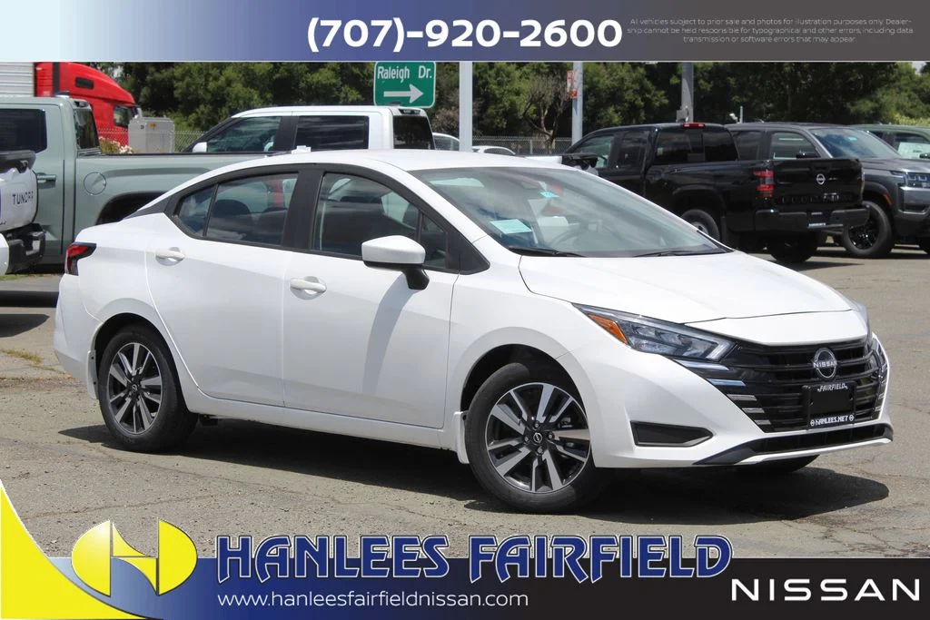 2025 Nissan Versa 1.6 SV CVT's photo