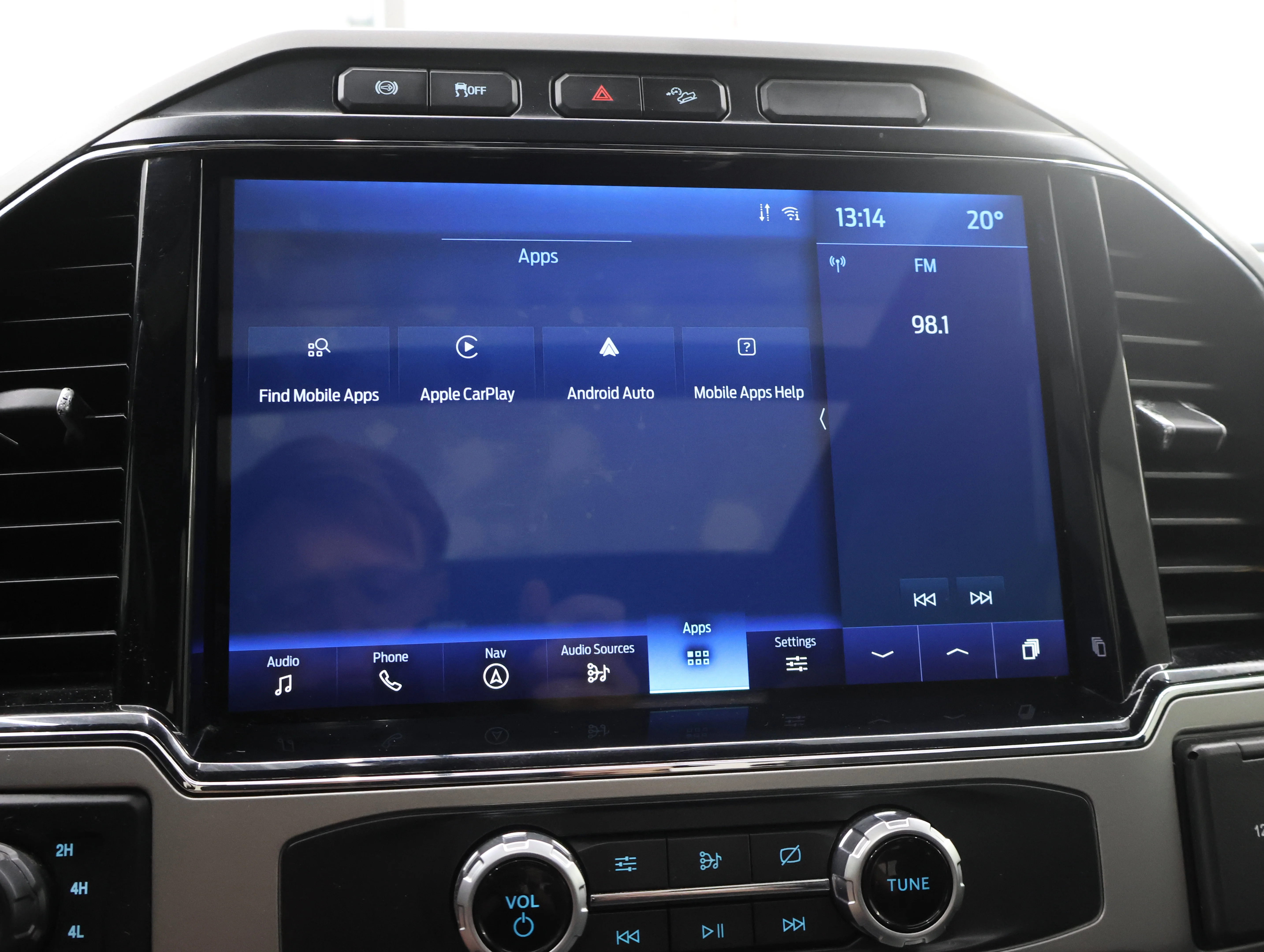 Used 2022 Agate Black Metallic Ford Lariat image 55