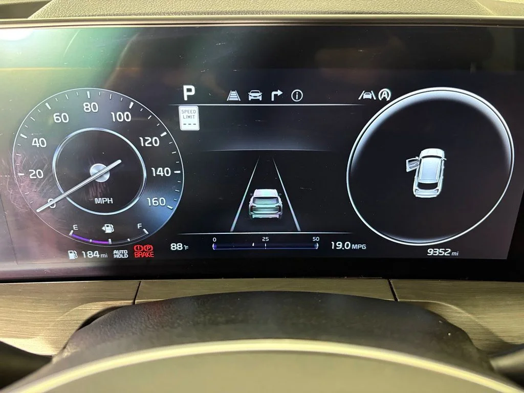 Used 2025 Black Kia SX-Prestige X-Pro image 27