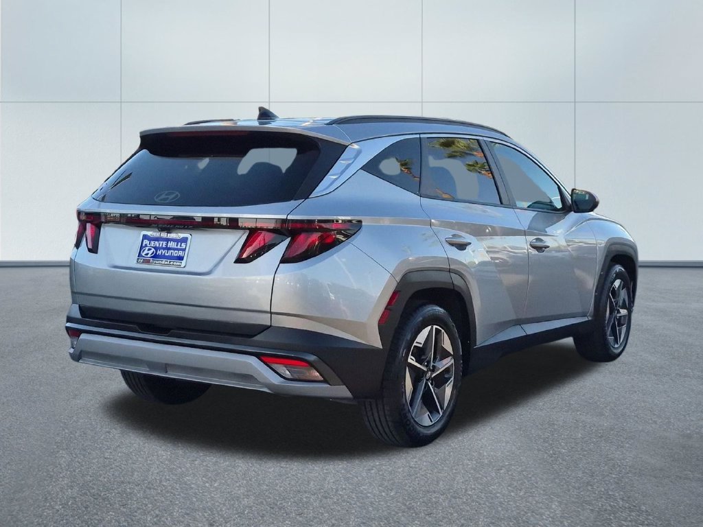 Used 2025 Silver Hyundai SEL image 6