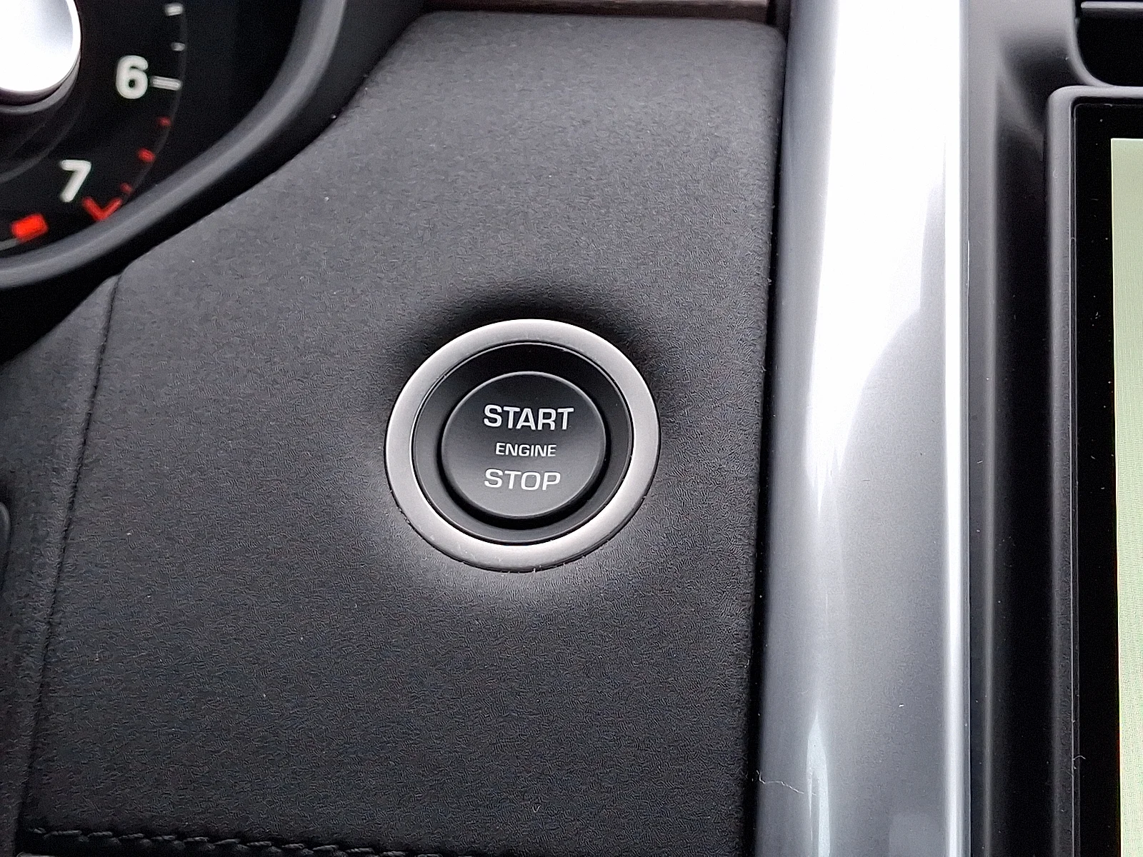 2025 Land Rover Discovery S - Photo 26
