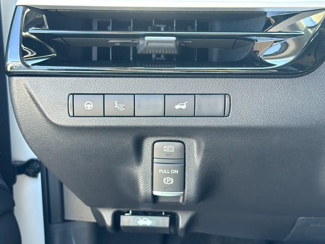 New 2026 Everest White Pearl TriCoat / Super Black Two-tone Nissan Platinum image 28