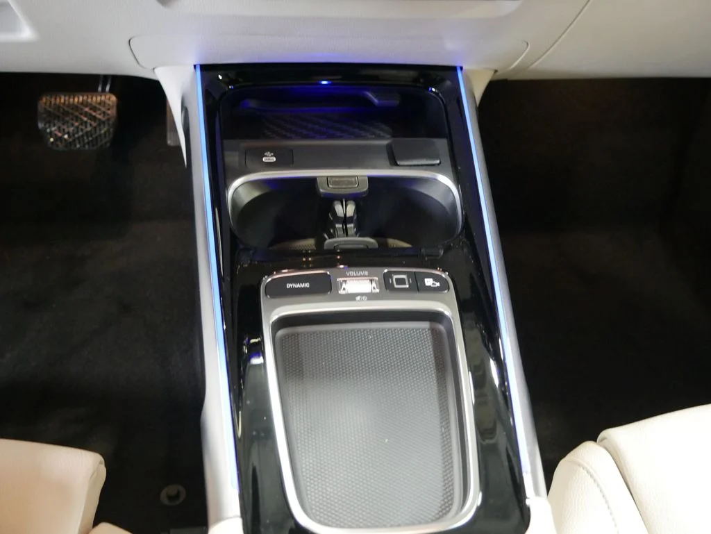 Certified Used 2026 Polar White Mercedes-Benz GLB 250 image 49