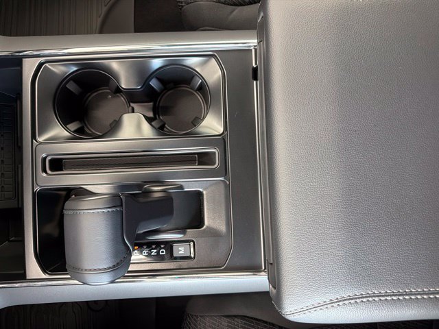 New 2026 Carbonized Gray Metallic Ford XLT image 46