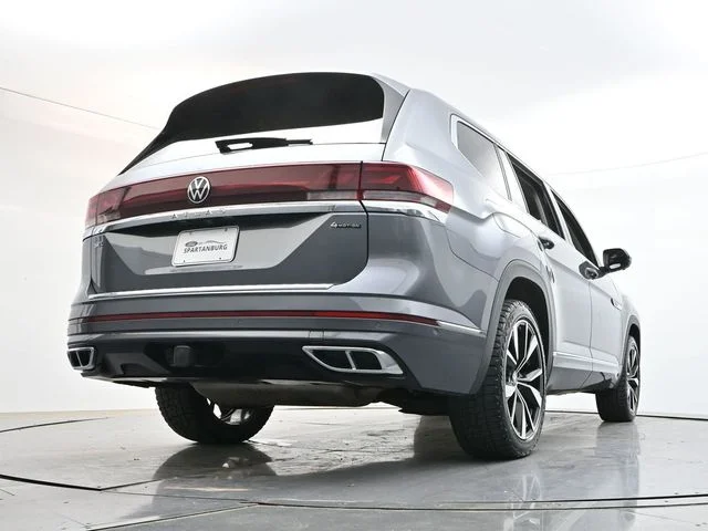 Used 2024  Volkswagen 2.0T SEL Premium R-Line image 35
