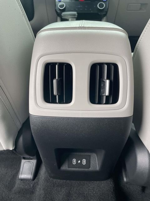 Used 2026 Green Hyundai SEL Premium image 22