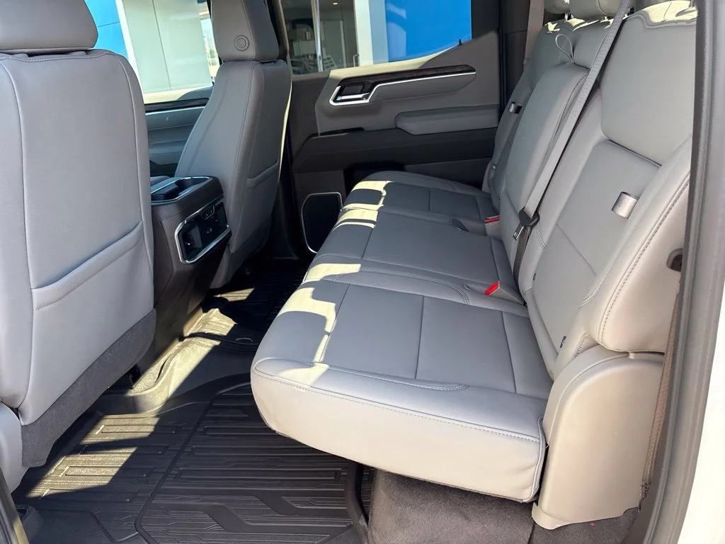 New 2026 Summit White GMC SLT image 29
