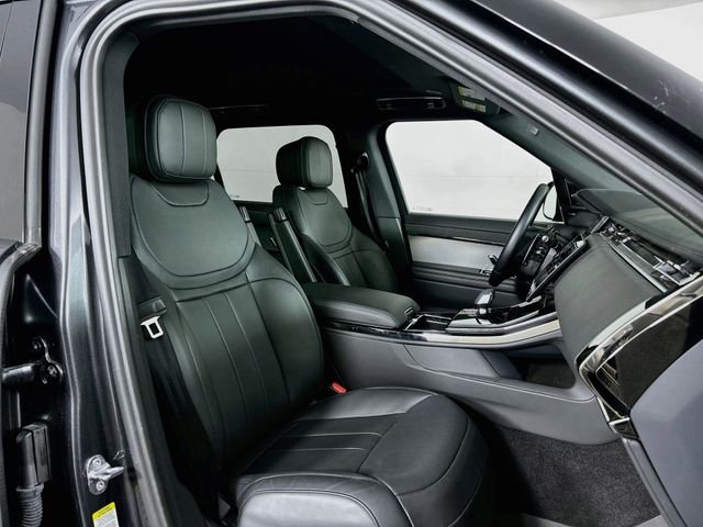 New 2024 Gray Land Rover Dynamic SE image 27