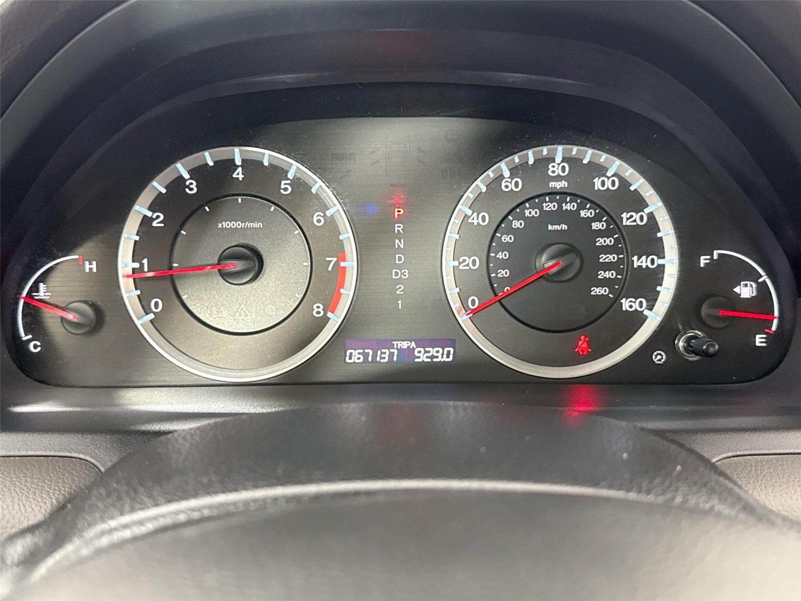 Used 2009 Alabaster Silver Metallic Honda LX image 18